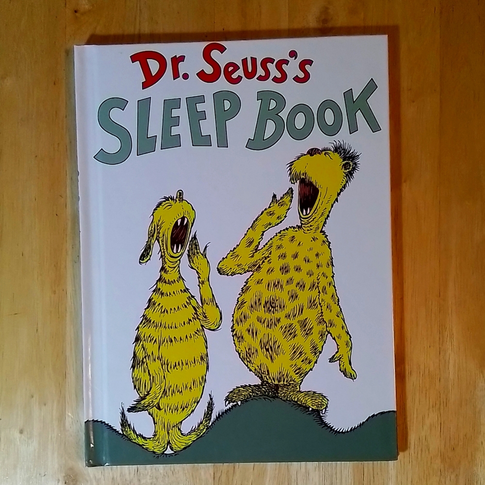 NWOT HARDBACK HORTON HATCHES AN EGG BOOK BY DR. SUESS